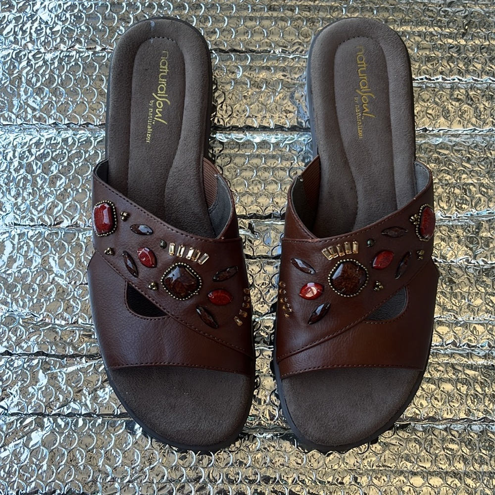 Natural soul Embellished Brown Sandals
